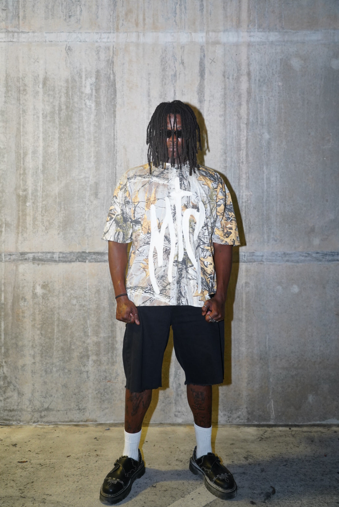 OVERSIZED CAMO TEE